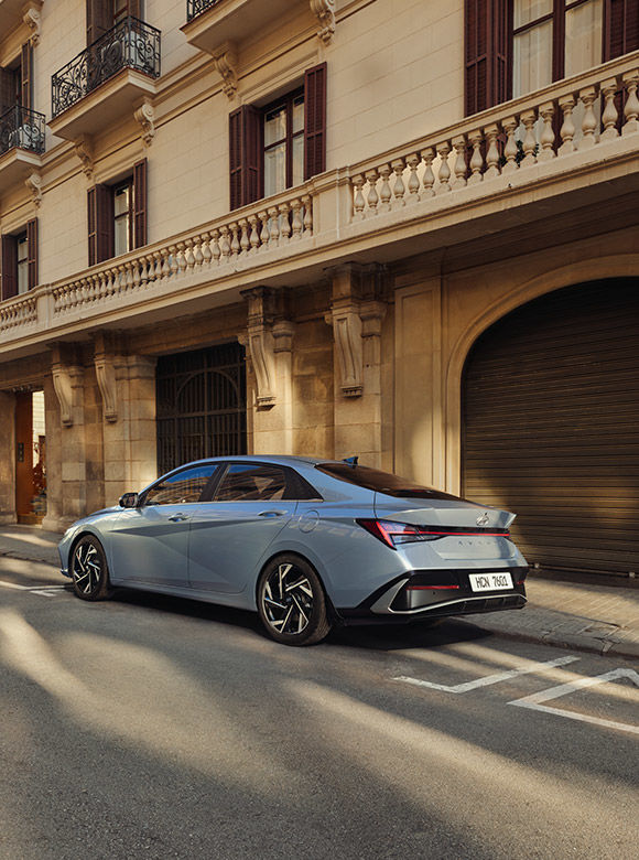 Дизайн Hyundai ELANTRA | Сучасний Седан | Богдан-Авто Івано-Франківськ - фото 7